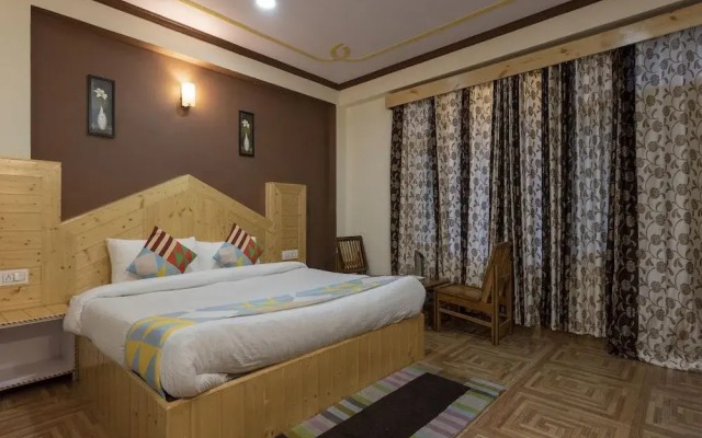 OYO Home 19573 Lush View Stay