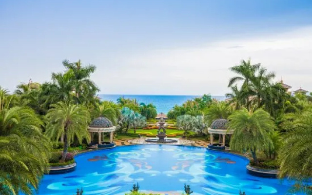 Clearwater Bay Coral Palace Love Lily Seaview Holiday Apartment – Pool – Lingshui
