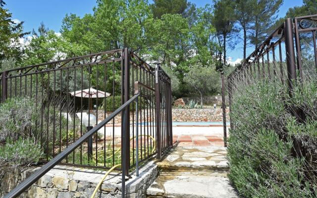 Quiet Farmhouse In Draguignan With Private Swimming Pool