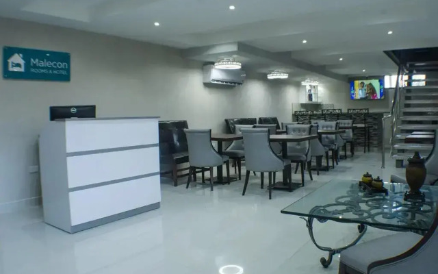 Malecon Rooms & Hotel