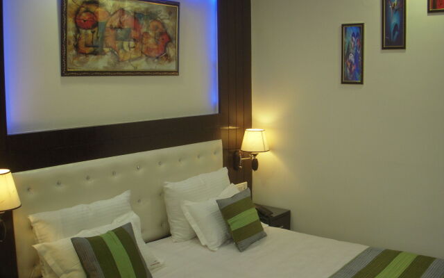 Hotel Tashkent Palace