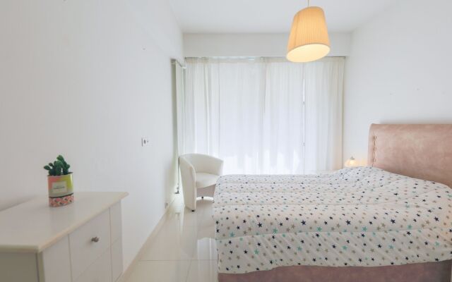 Jardin Mozart AP4165 by Riviera holiday Homes