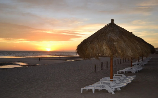 Las Palomas Opalo 902 Apartment 2