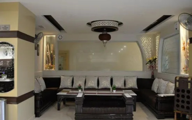 OYO 14494 Hotel Ramneek