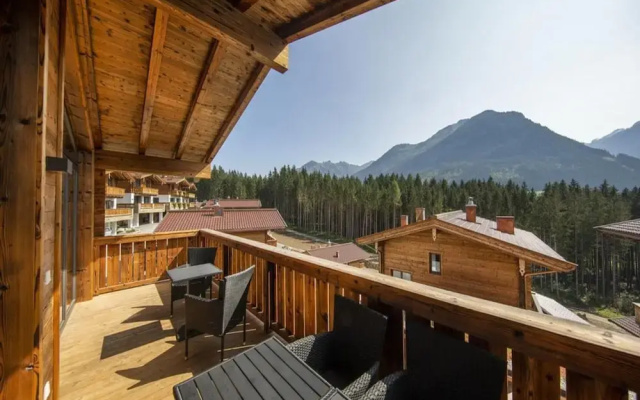 Stylish Alpine Chalet With Carport