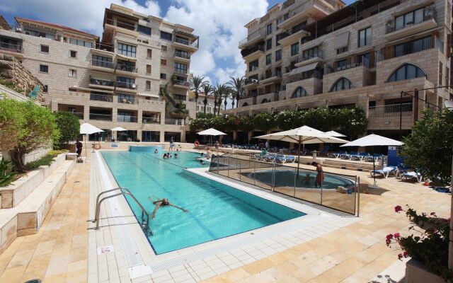 Andromeda Hill Holiday Suites