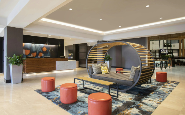 Embassy Suites by Hilton Orlando Airport
