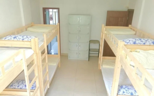 Laiyin Garden City Hostel