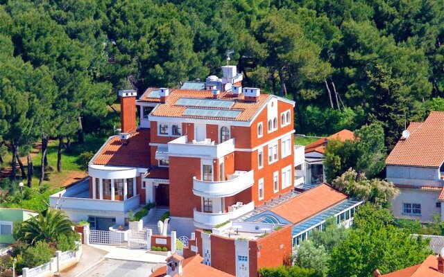 Mansion with 10 Bedrooms in Pula, with Wonderful Sea View, Terrace And Wifi - 200 M From the Beach