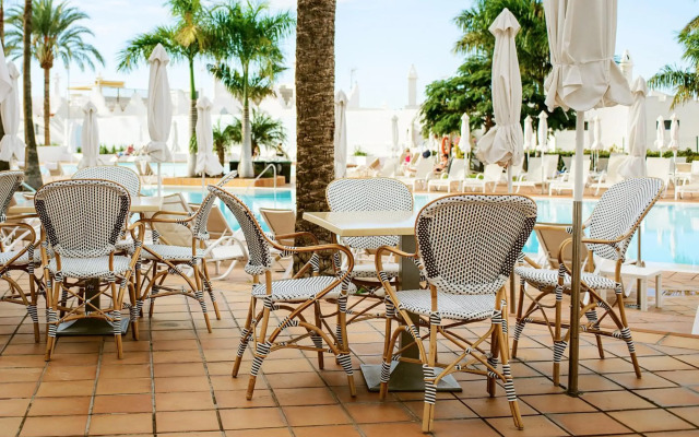 Sunprime Atlantic View Suite & Spa