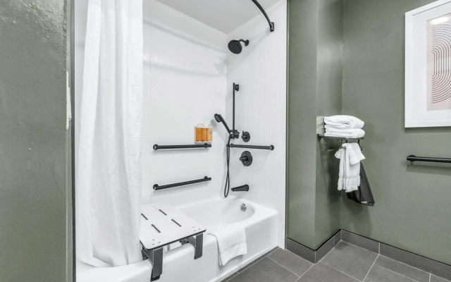 Nob Hill Hotel