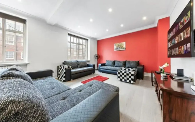 London Chic Apartment - City Center Gem