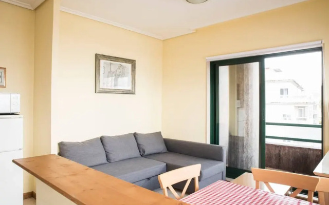 Centric Flat Unbeatable Area, Close to the Beach