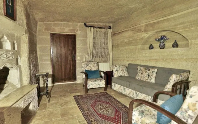 Suzanas Cave Hotel