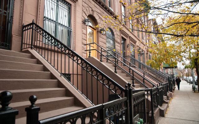 Luxury Suites Upper West Brownstone