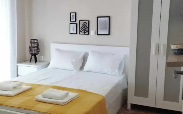 Zeusplace Spacious Apartment Private Parking