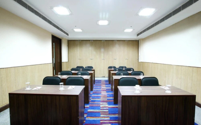 Karon Hotel - Lajpat Nagar