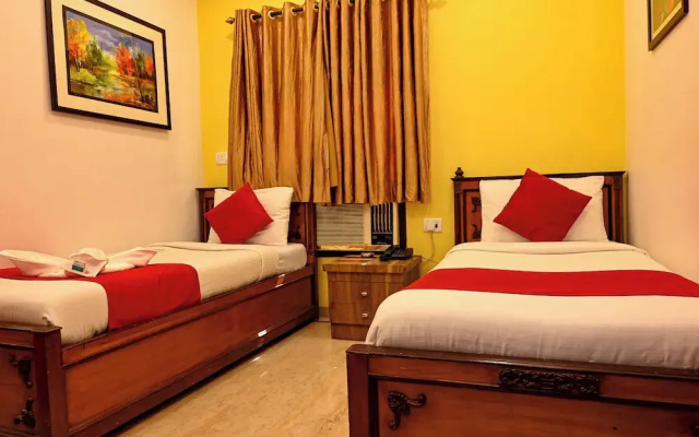 Hotel Benzy Palace