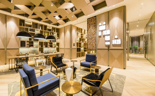 Atour Hotel Hefei South Railway Station