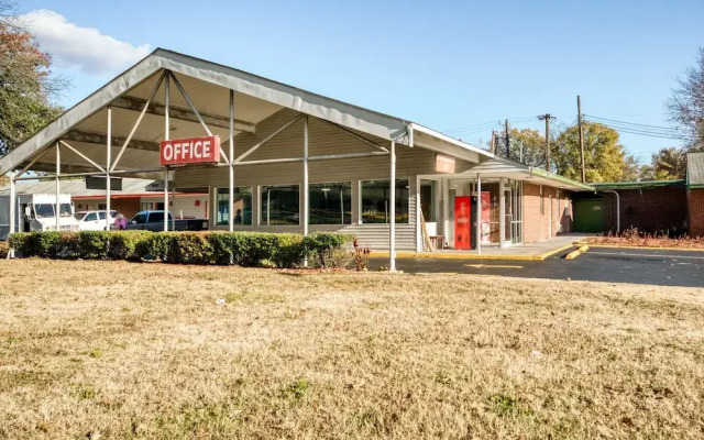 Oaks Motel Greensboro NC