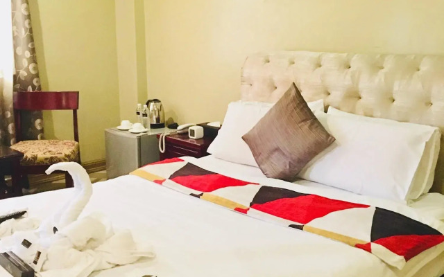 Clark Imperial Hotel