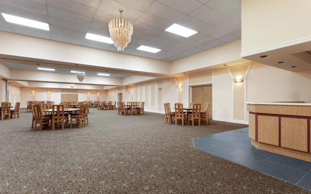 Travelodge by Wyndham Lindsay