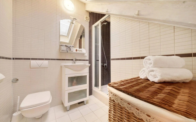 Apartments & Rooms Malo More