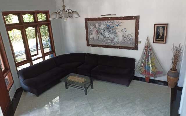 Castle Residence Syariah RedPartner