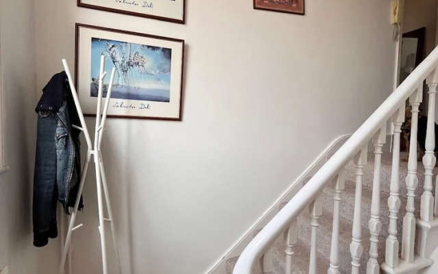 Apartmentsleeps2-seaside Escape--wifi-parking