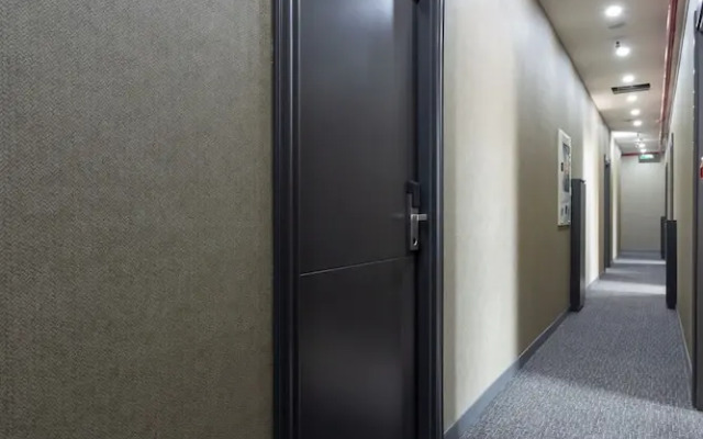 ATM Suite Hotel