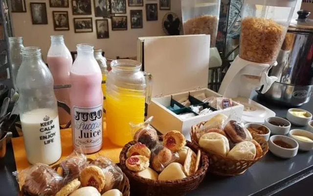 Hostel Carlos Gardel