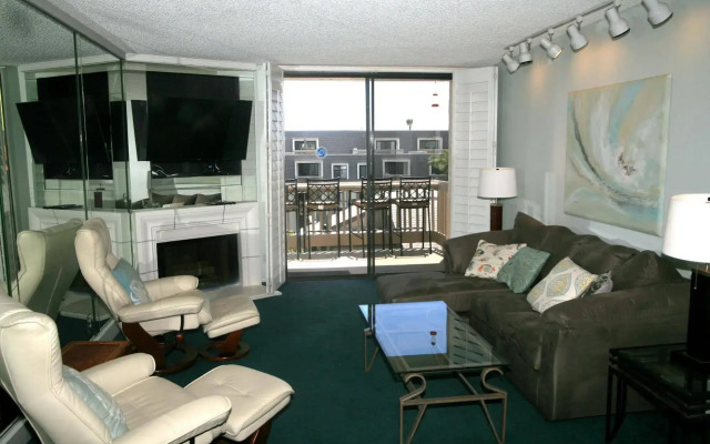Ocean Breeze Retreat