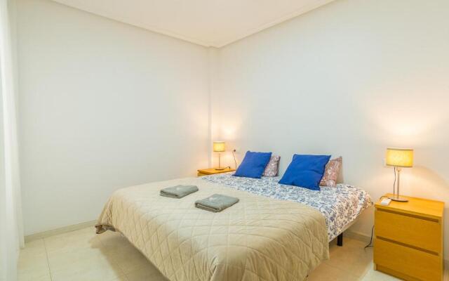 2 bedroom 2 Bathroom Entire Apartment in Rojales with Pool