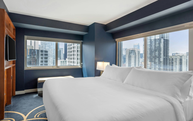 Omni Chicago Hotel