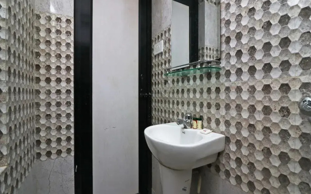 Oyo 15579 Monurama Homestay