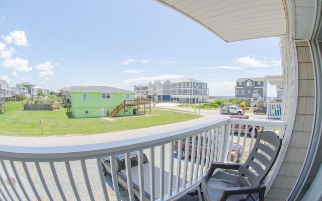 Holden Memories #67108 - 3 Br Condo