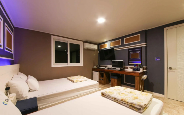 CC Business Hotel