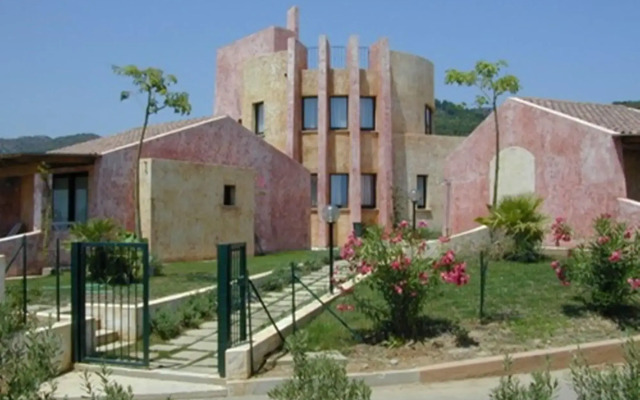 Villaggio Porto Corallo