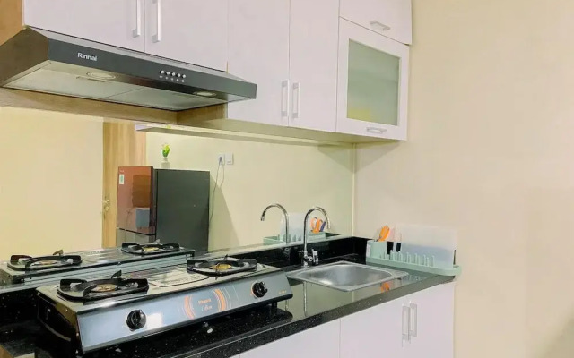 Good and Warm 1BR Apartment at Pejaten Park Residence