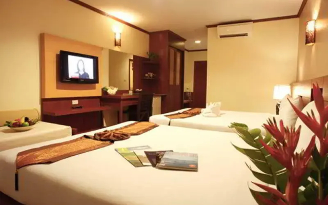Fanari Beach Resort Khao Lak