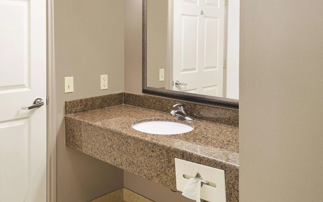 La Quinta Inn & Suites by Wyndham Biloxi