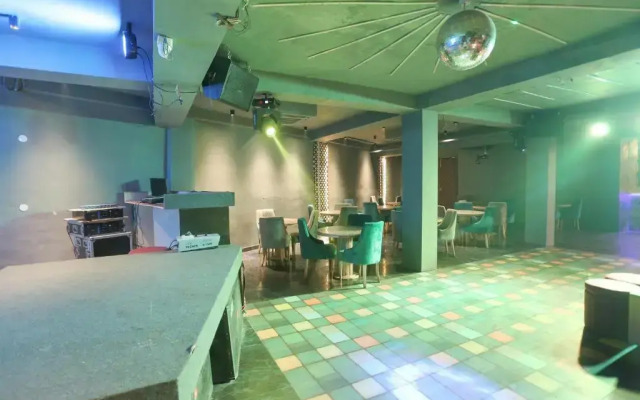 The Mountain Deer Valley by FabHotel