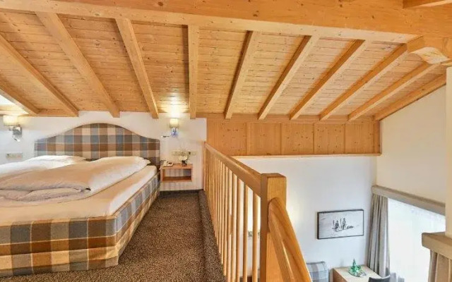 Hotel Garni Sursilva