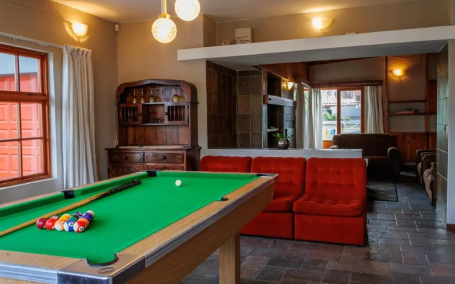 Haus Garnison Bed & Breakfast