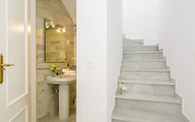 ELD1 Stunning 2 bedroom penthouse Roomservice