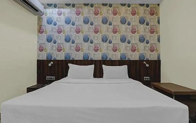 Fabhotel Sam Inn