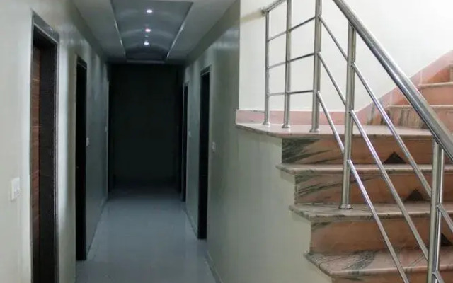 OYO 6915 Hotel Marwar Regency