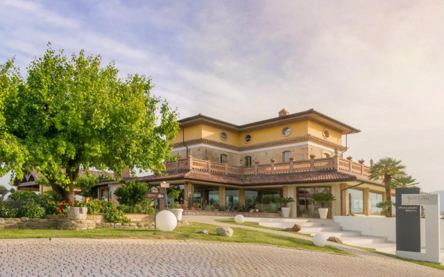 UNA HOTELS Tenuta Contessa Farm & SPA Cosenza