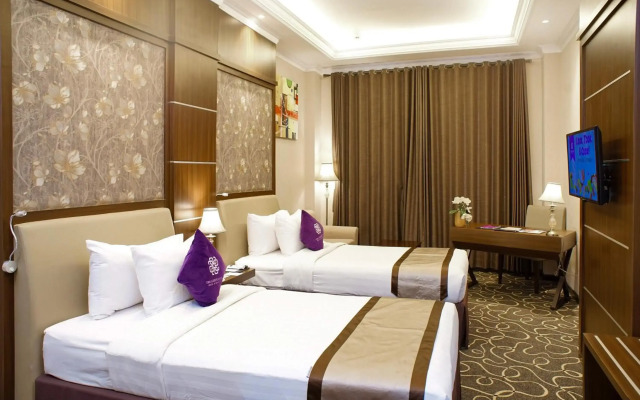 Adhiwangsa Hotel & Convention Hall