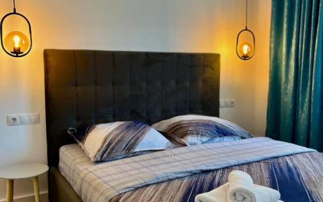 Alexander Cozy Apartment FREE PRIVATE PARKING